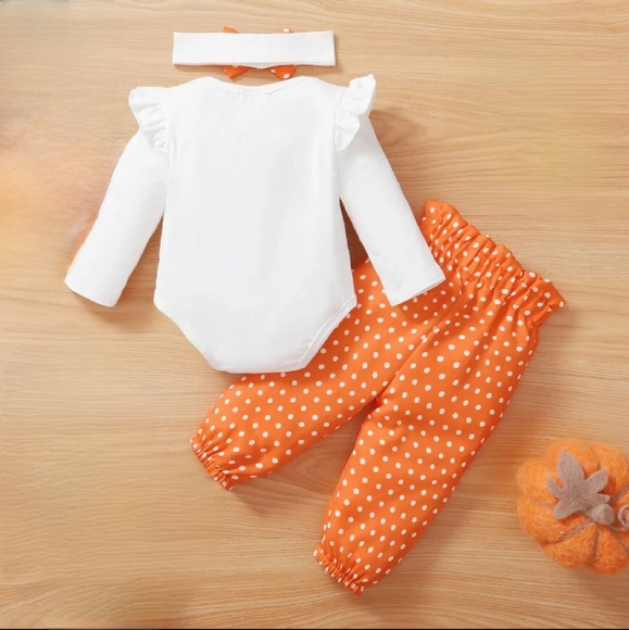 My First Halloween Infant Set - Picture 2 of 6